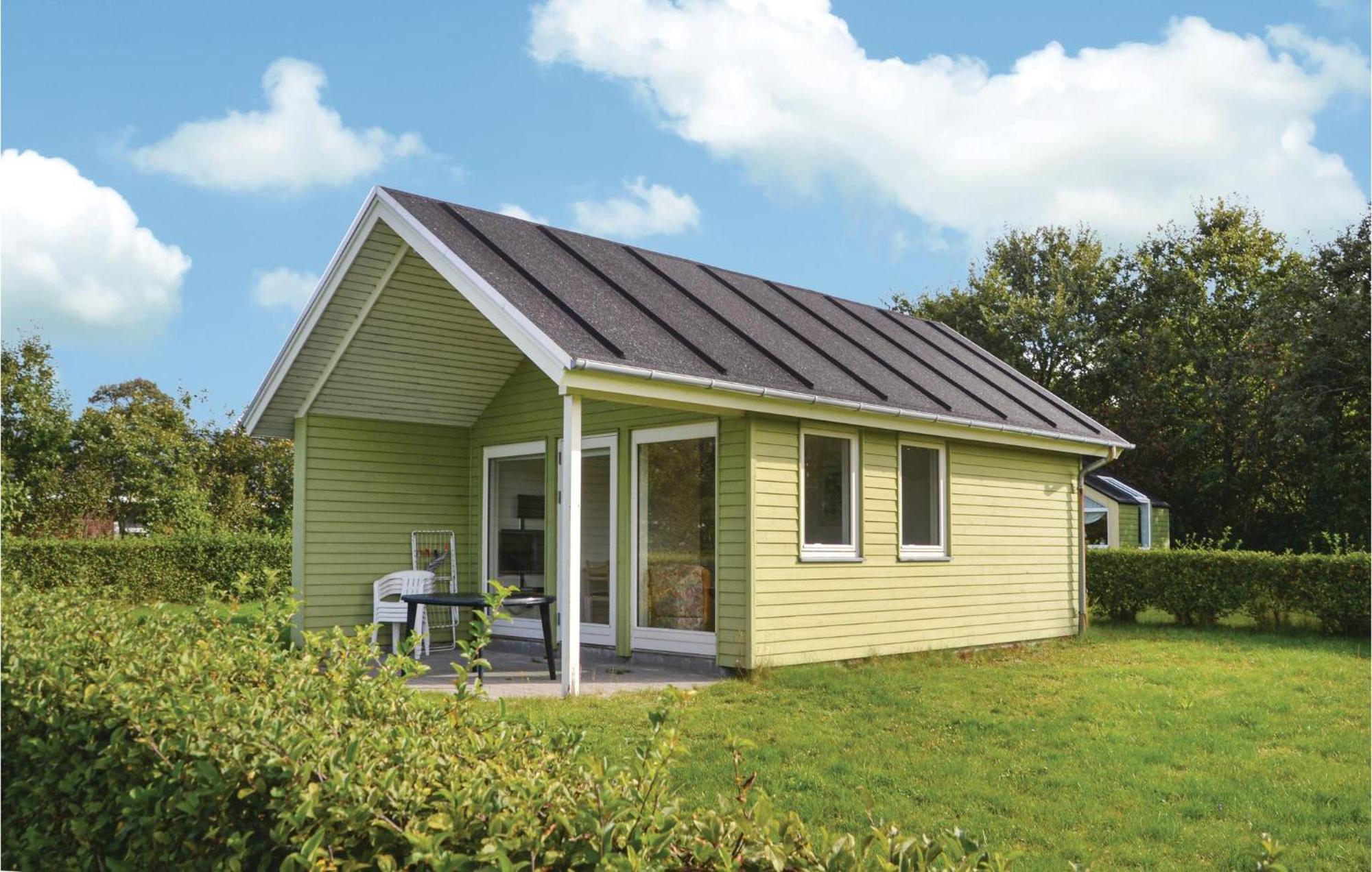 2 Bedroom Stunning Home In Grindsted Exterior photo